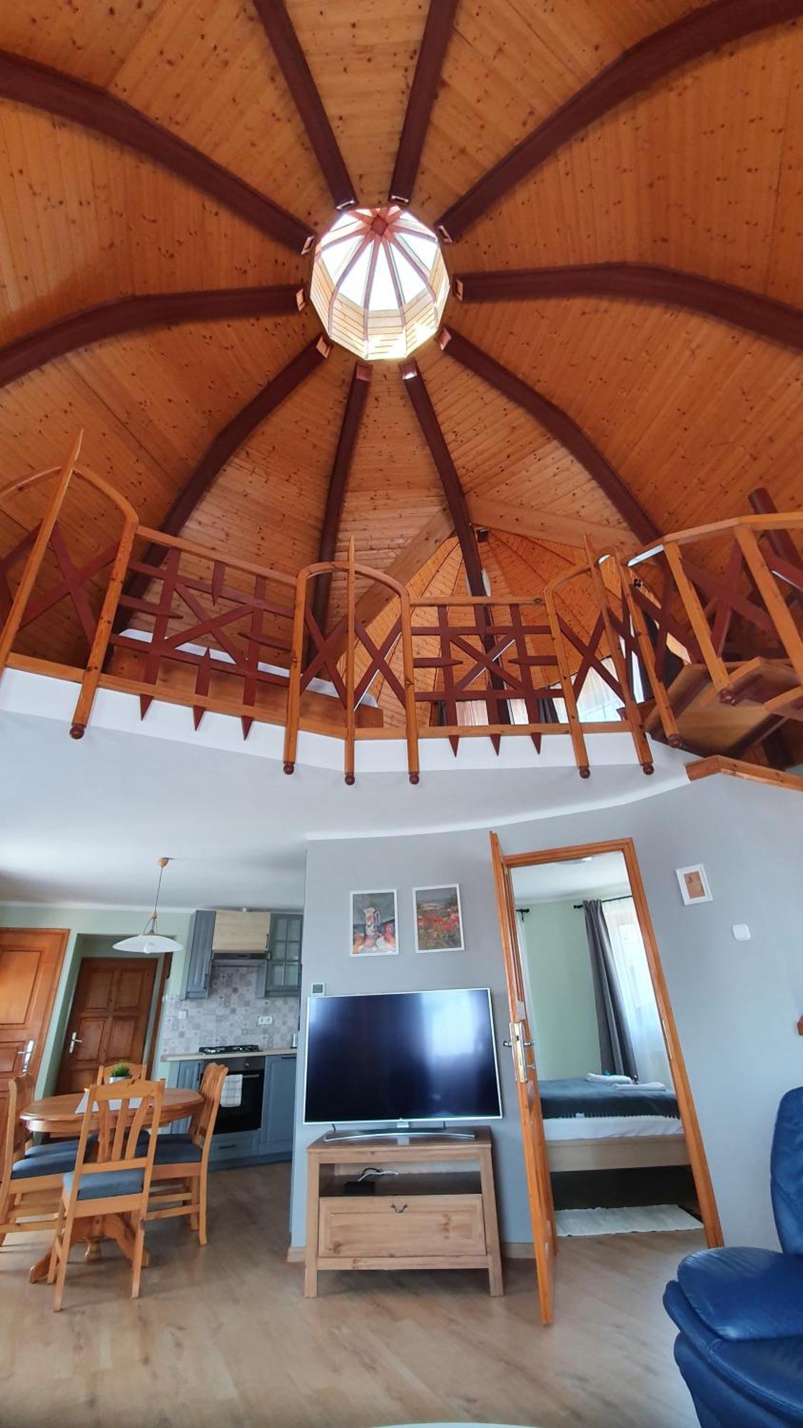 Pannonia Apartman เอสแตร์กอม ห้อง รูปภาพ